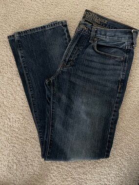 American Eagle Outfitters Men’s Dark Wash Original Straight Jeans